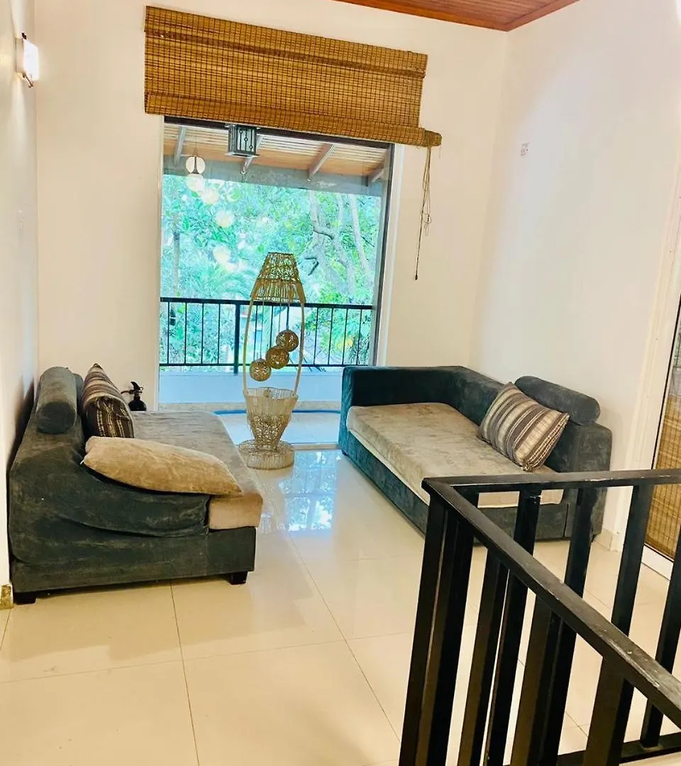 The Shade Brothers Hotel Katunayake Guest house